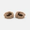 NA-KD FLUFFY BUCKLE - Mules - Beige -NA-KD Soldes Magasin d7836e93bf9d43d7b42130d769452bf9