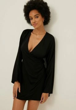 NA-KD Robe De Soirée - Black