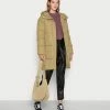 NA-KD PADDED LONG JACKET - Veste D'hiver - Green 6 NA-KD PADDED LONG JACKET - Veste D'hiver - Green -NA-KD Soldes Magasin d9c967386daa4122887bceb84cb3e0c3