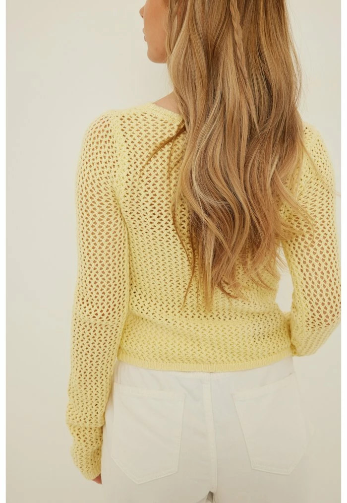NA-KD Pullover - Light Yellow 2 NA-KD Pullover - Light Yellow – Image 2