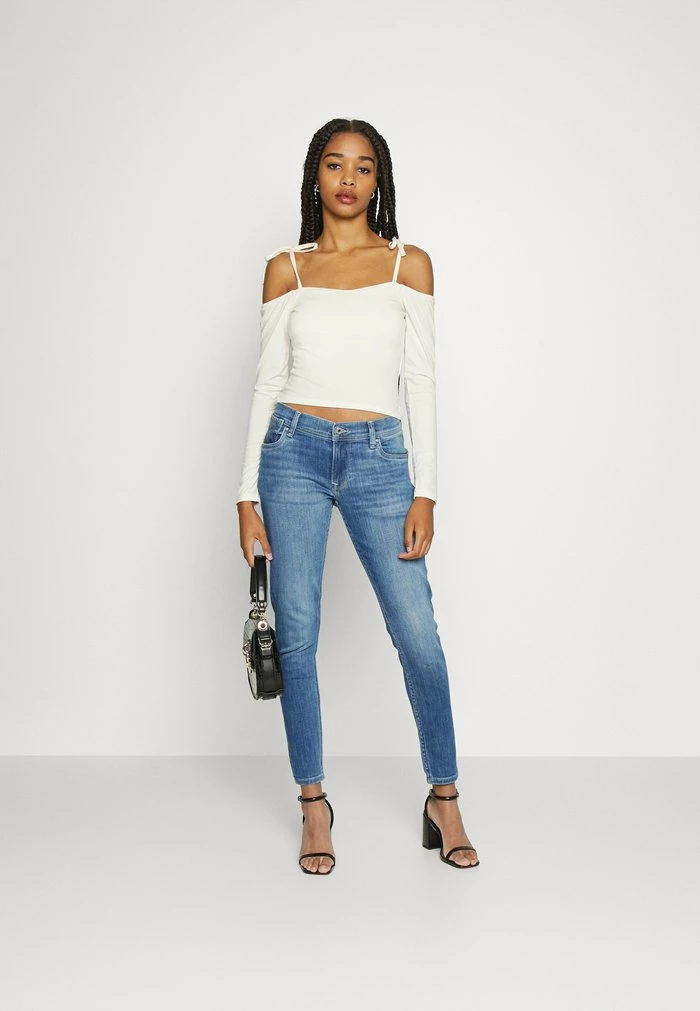 NA-KD BOW DETAIL - T-shirt à Manches Longues - Gardenia 2 NA-KD BOW DETAIL - T-shirt à Manches Longues - Gardenia – Image 2