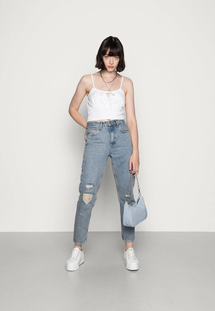 NA-KD DETAIL CROPPED SINGLET - Débardeur - White 2 NA-KD DETAIL CROPPED SINGLET - Débardeur - White – Image 2