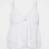 NA-KD PAMELA REIF X ZALANDO FRONT TIE FRILL - Débardeur - White -NA-KD Soldes Magasin e4e679f88ed8402d80fd8ea19b0683dc