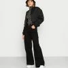 NA-KD PLEATED LONG - Jean Boyfriend - Black -NA-KD Soldes Magasin e9dede5578184091a44db868f05af8af