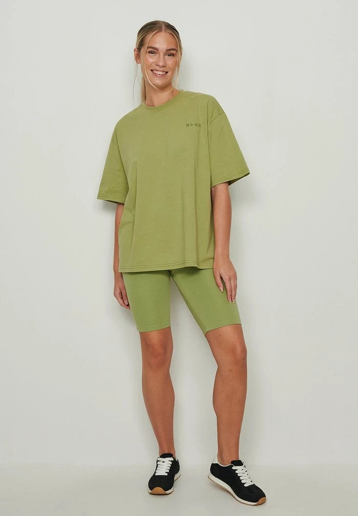 NA-KD T-shirt Basique - Sage 2 NA-KD T-shirt Basique - Sage – Image 2