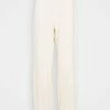 NA-KD X ZALANDO EXCLUSIVE - LOOSE FIT PANTS - Pantalon De Survêtement - Off-white 13 NA-KD X ZALANDO EXCLUSIVE - LOOSE FIT PANTS - Pantalon De Survêtement - Off-white -NA-KD Soldes Magasin eb4b90085d024652934a4ea8f96ae5d5
