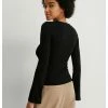 NA-KD T-shirt à Manches Longues - Black -NA-KD Soldes Magasin edc68435c79e4aa782e6c63d2d047c09
