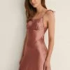 NA-KD Robe De Jour - Rose