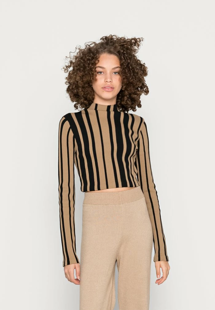 NA-KD CROPPED TURTLE NECK TOP - T-shirt à Manches Longues - Beige Print 1 NA-KD CROPPED TURTLE NECK TOP - T-shirt à Manches Longues - Beige Print