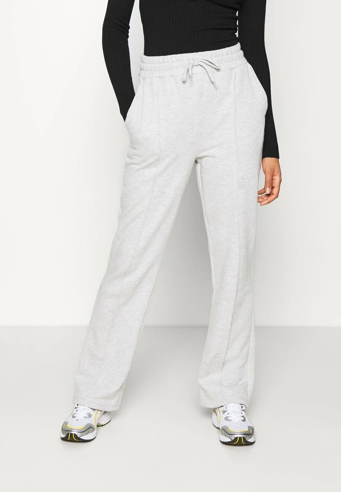 NA-KD JASMIN AZIZAM X STRAIGHT - Pantalon De Survêtement - Grey 1 NA-KD JASMIN AZIZAM X STRAIGHT - Pantalon De Survêtement - Grey