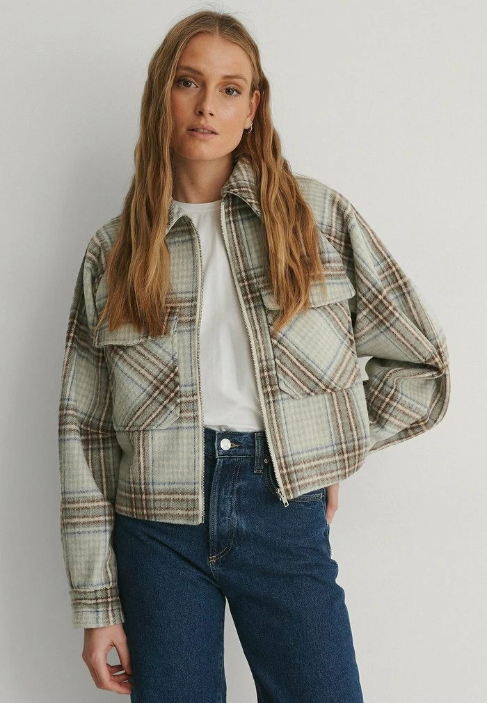 NA-KD GROSSEN ÄRMELN - Veste Légère - Taupe 1 NA-KD GROSSEN ÄRMELN - Veste Légère - Taupe