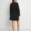 NA-KD SMOCKED WAIST MINI DRESS - Robe De Jour - Black -NA-KD Soldes Magasin f48372423b804415a72ba0edbb67e5c3