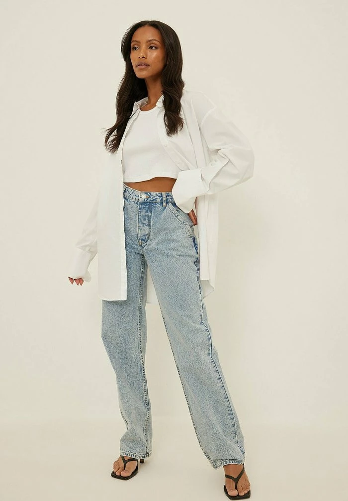 NA-KD MIT GERADEN TASCHEN - Jean Droit - Light Blue 2 NA-KD MIT GERADEN TASCHEN - Jean Droit - Light Blue – Image 2