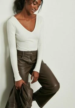 NA-KD T-shirt à Manches Longues - Offwhite