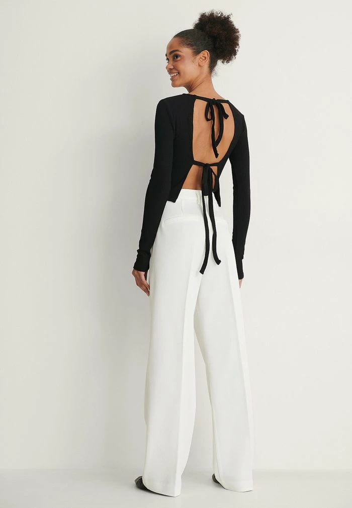 NA-KD T-shirt à Manches Longues - Black 3 NA-KD T-shirt à Manches Longues - Black – Image 3