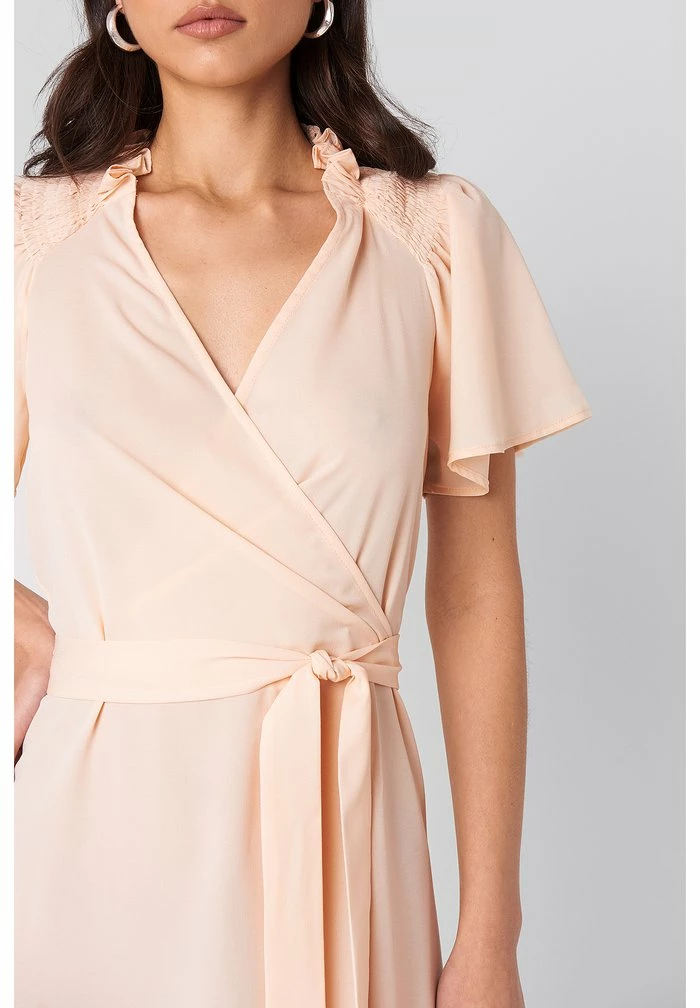 NA-KD Robe De Jour - Light Pink 4 NA-KD Robe De Jour - Light Pink – Image 4
