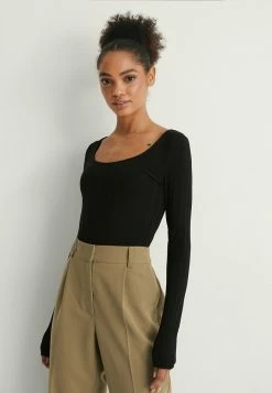 NA-KD T-shirt à Manches Longues - Black