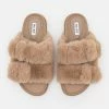 NA-KD FLUFFY BUCKLE - Mules - Beige -NA-KD Soldes Magasin f9fb3e9c16514d77967f722e01ede918