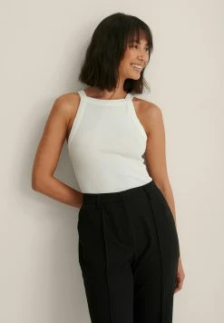 NA-KD MIT RUNDEM AUSSCHNITT - Débardeur - Offwhite