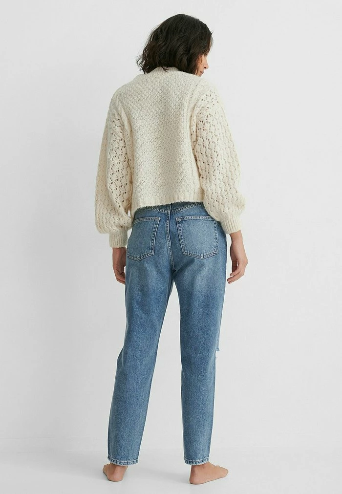 NA-KD ORGANISCH MOM IM USED-LOOK - Jean Boyfriend - Mid Blue 4 NA-KD ORGANISCH MOM IM USED-LOOK - Jean Boyfriend - Mid Blue – Image 4
