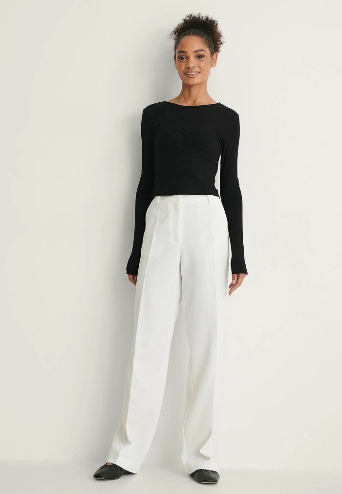 NA-KD T-shirt à Manches Longues - Black 2 NA-KD T-shirt à Manches Longues - Black – Image 2