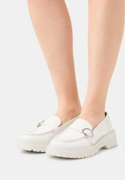 NA-KD CHUNKY ROUND BUCKLE LOAFERS - Mocassins - Offwhite